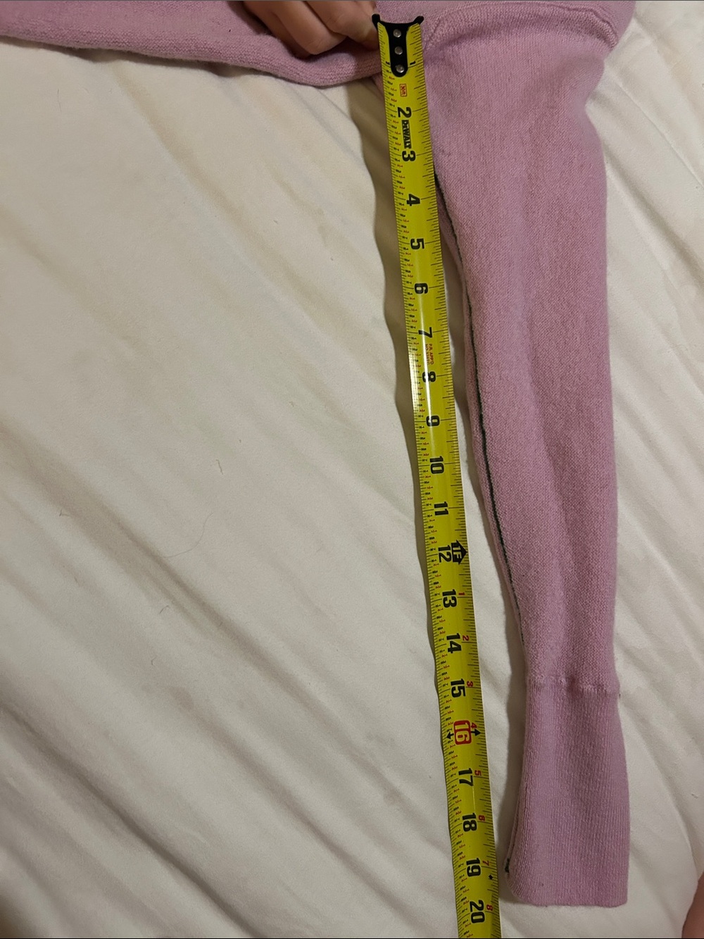 Lacoste 100% Wool Sweater Pink | Classic Crocodile Logo Knit Pullover like new - Picture 10 of 11